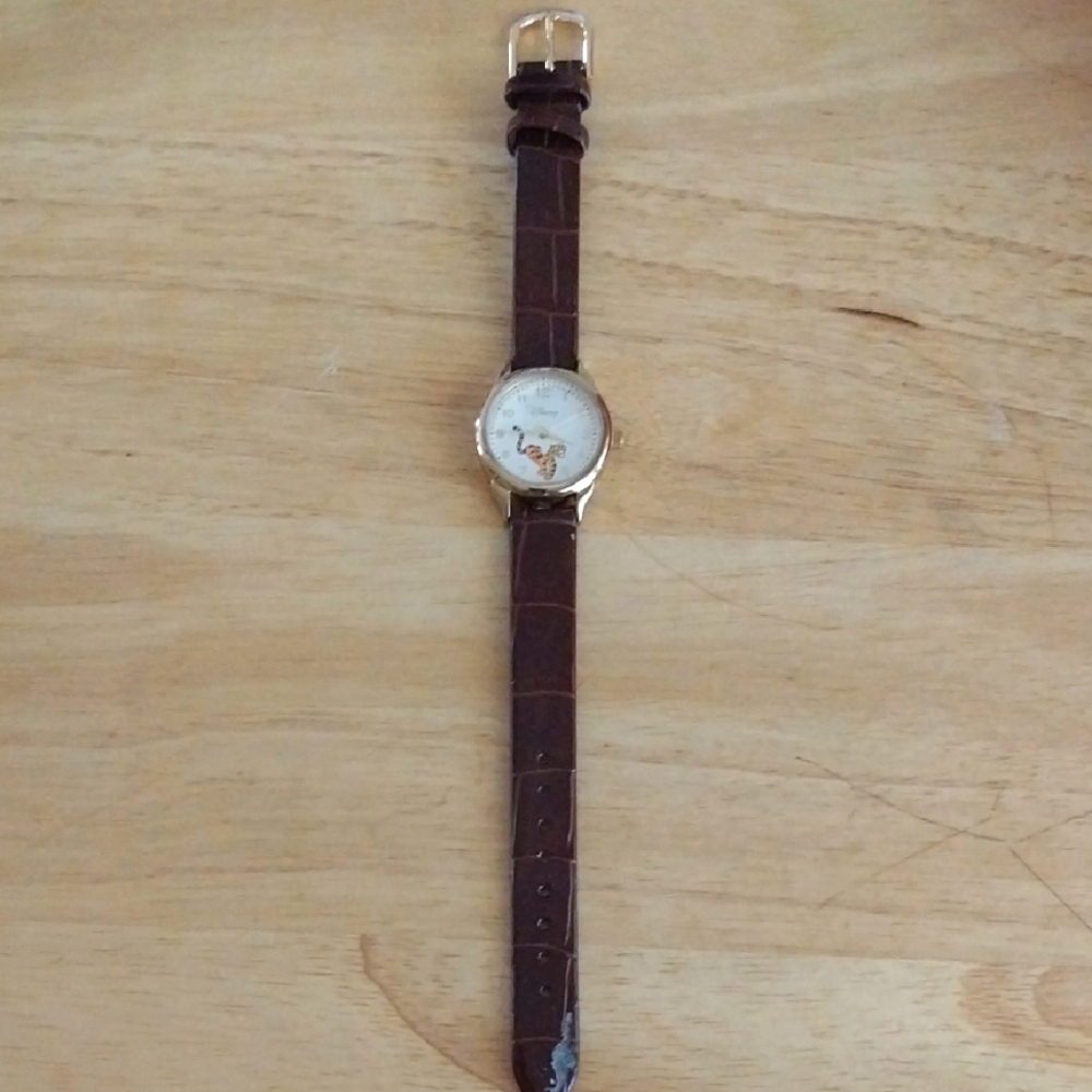 VINTAGE DISNEY TIGGER WATCH